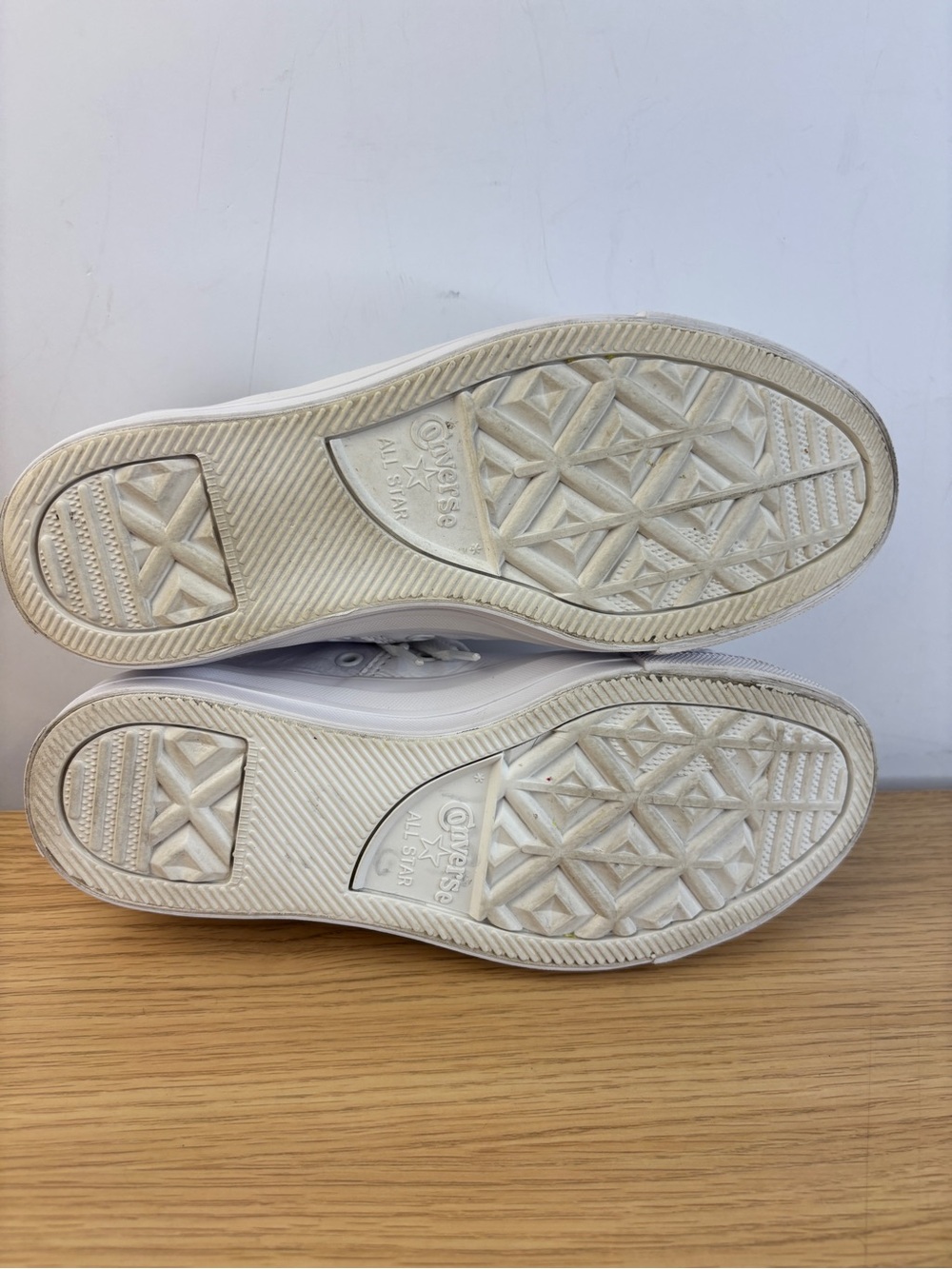Classic Converse White Leather Low-Top Sneakers Woman’s 6.5 - Picture 10 of 10